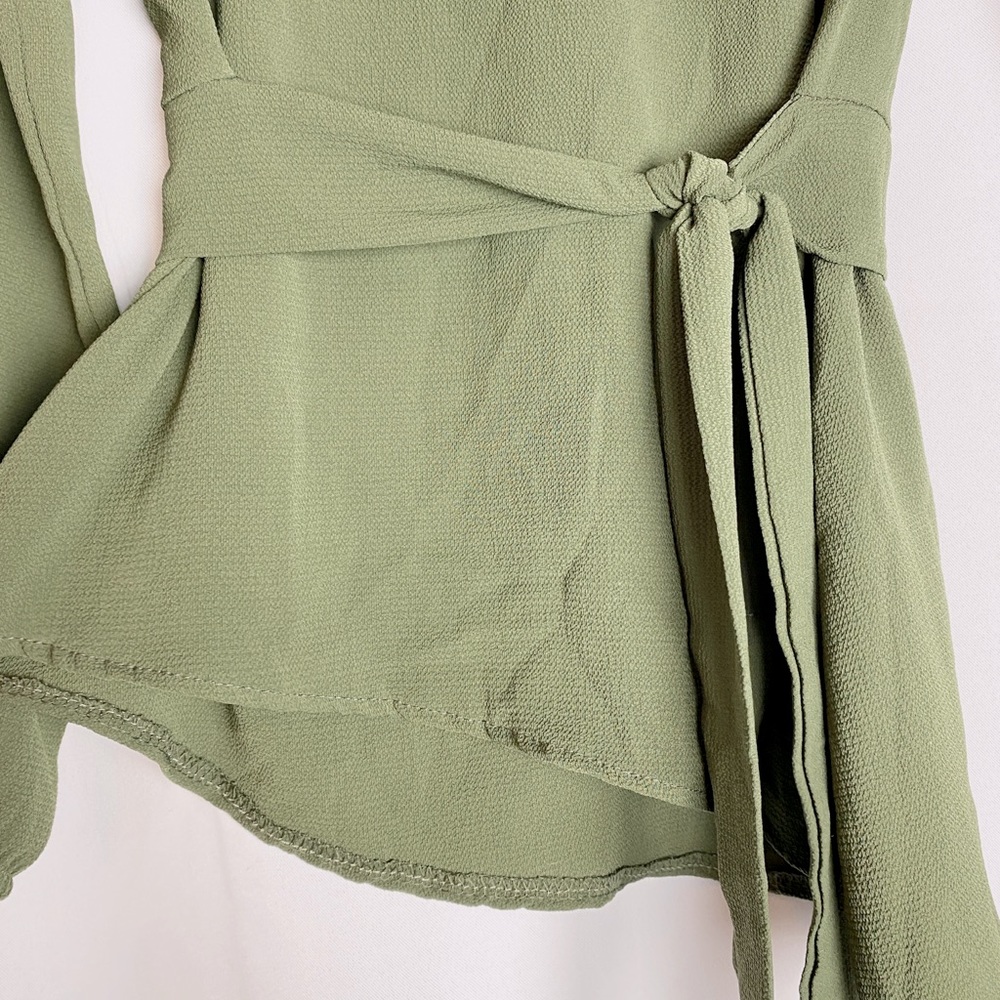 Long sleeve assymetrical blouse